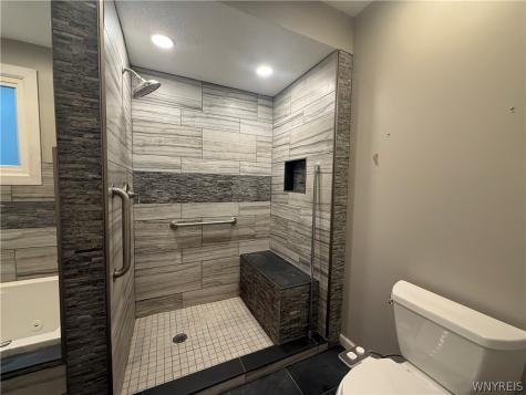 112 Carmel Road Buffalo NY 14214