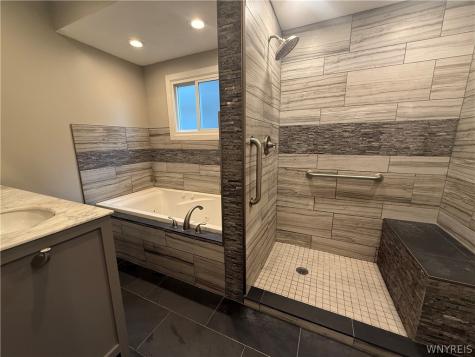 112 Carmel Road Buffalo NY 14214