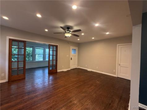 112 Carmel Road Buffalo NY 14214