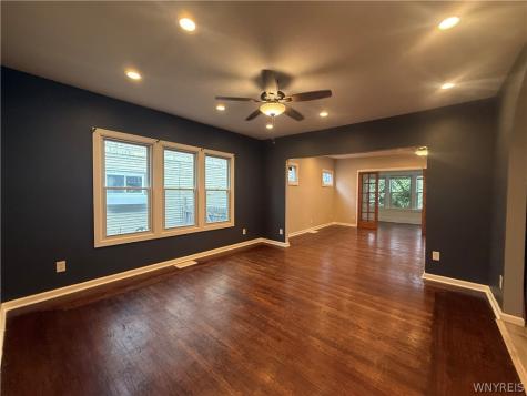112 Carmel Road Buffalo NY 14214