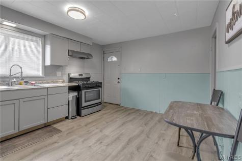 72 Sunset Street Buffalo NY 14207