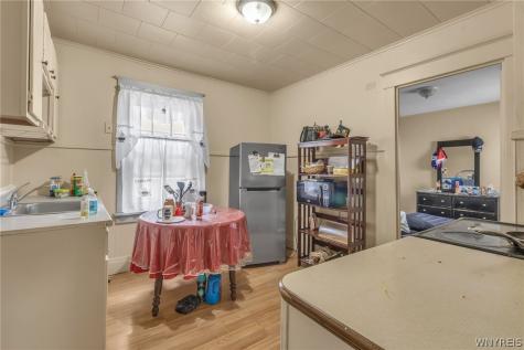 72 Sunset Street Buffalo NY 14207