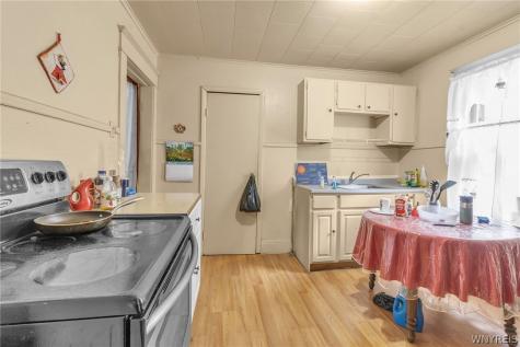 72 Sunset Street Buffalo NY 14207