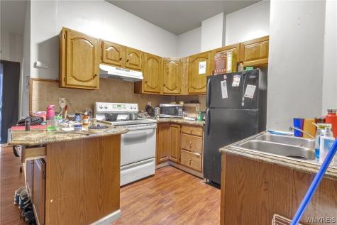 72 Sunset Street Buffalo NY 14207