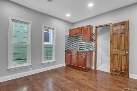 767 West Avenue Buffalo NY 14213
