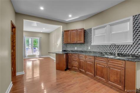 767 West Avenue Buffalo NY 14213