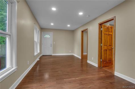 767 West Avenue Buffalo NY 14213