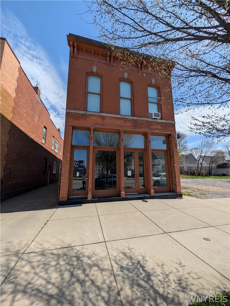 577 Niagara Street Buffalo NY 14201
