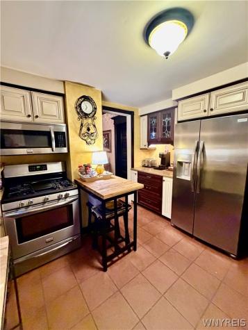707 Columbus Parkway Buffalo NY 14213