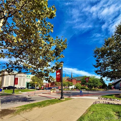 707 Columbus Parkway Buffalo NY 14213