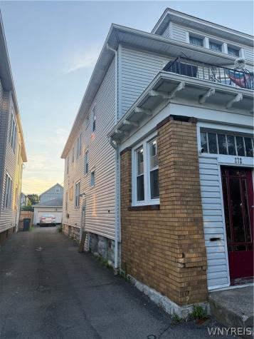 272 Commonwealth Avenue Buffalo NY 14216