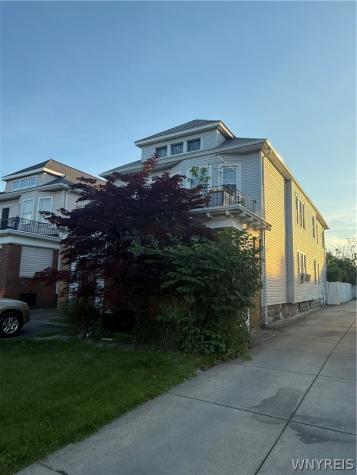 272 Commonwealth Avenue Buffalo NY 14216