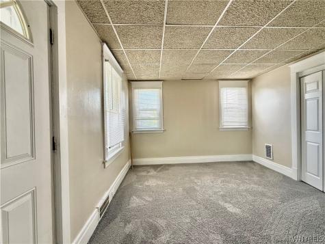 206 Saranac Avenue Buffalo NY 14216
