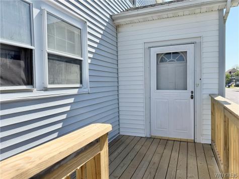 206 Saranac Avenue Buffalo NY 14216