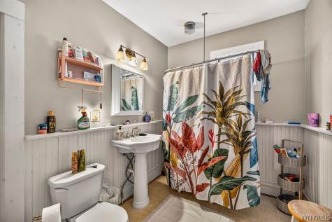 20-22 Granger Place Buffalo NY 14222