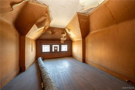 81 Hughes Avenue Buffalo NY 14208