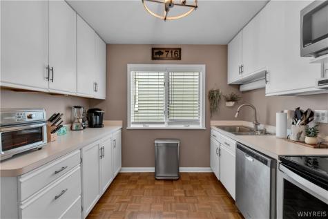 285 Hartwell Road Buffalo NY 14216