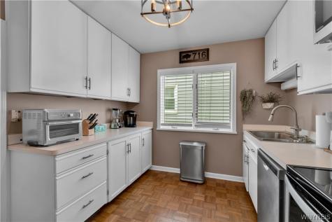 285 Hartwell Road Buffalo NY 14216