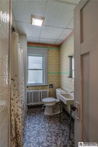39 Hughes Avenue Buffalo NY 14208