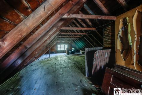 39 Hughes Avenue Buffalo NY 14208