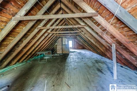 39 Hughes Avenue Buffalo NY 14208