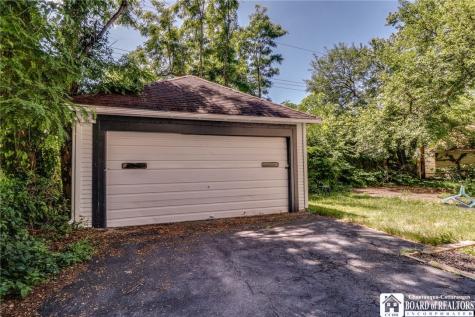 39 Hughes Avenue Buffalo NY 14208