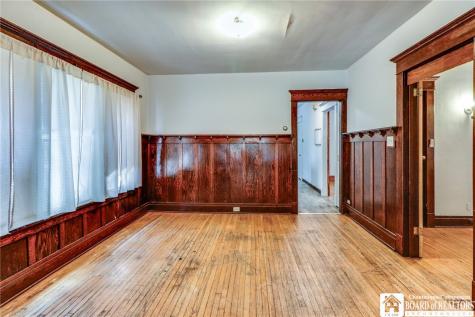 39 Hughes Avenue Buffalo NY 14208