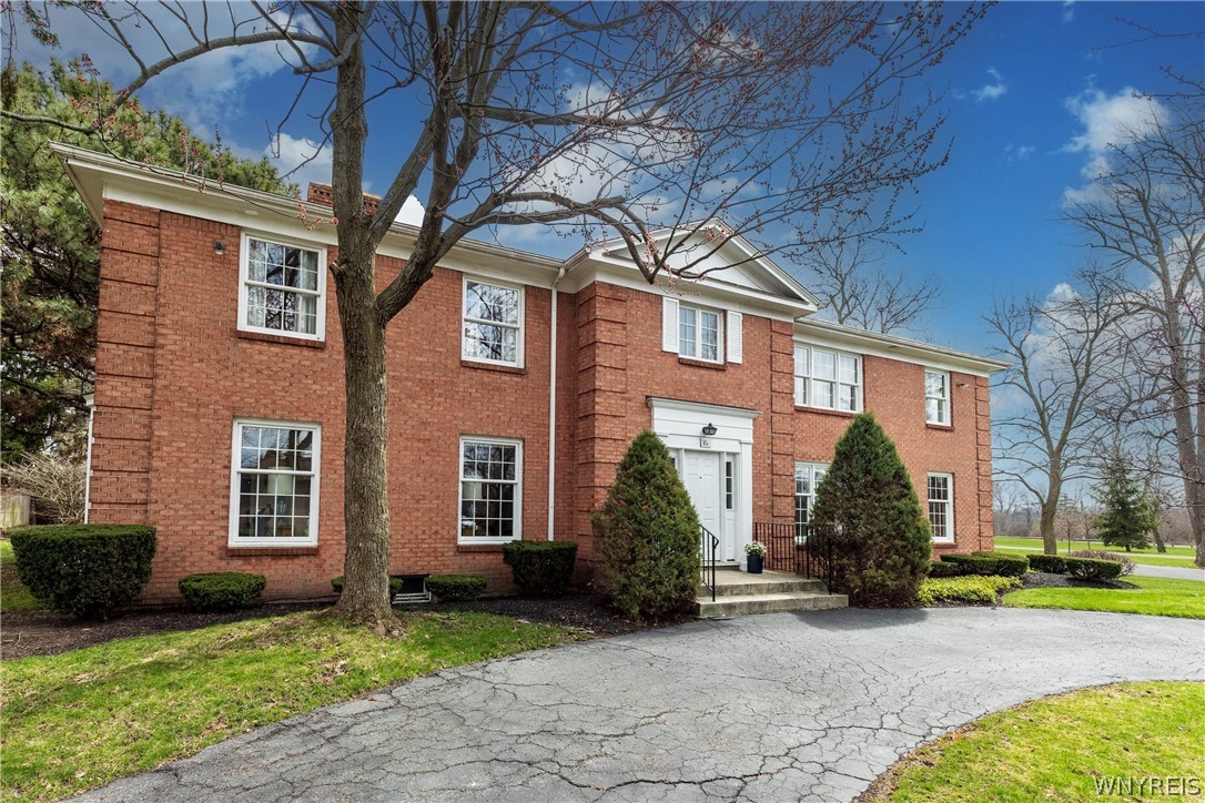137 Nottingham Buffalo NY 14216