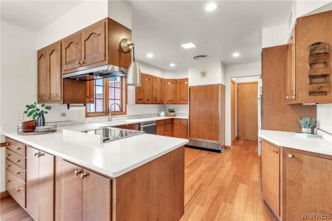 137 Nottingham Buffalo NY 14216