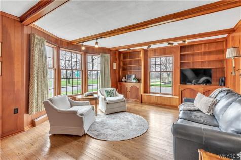 137 Nottingham Buffalo NY 14216