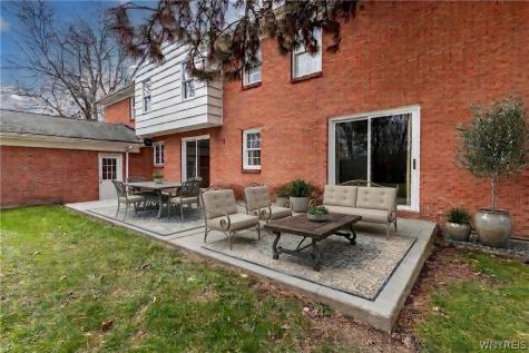 137 Nottingham Buffalo NY 14216