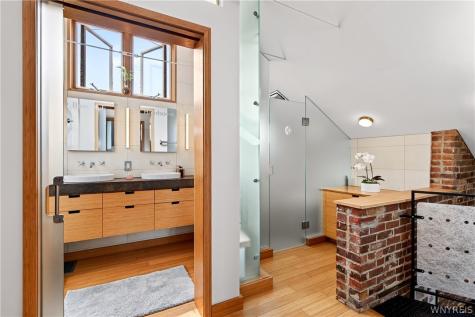 384 Summer Street Buffalo NY 14213