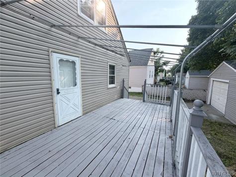 124 Kamper Avenue Buffalo NY 14210