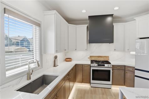 237 Rachel Vincent Buffalo NY 14216