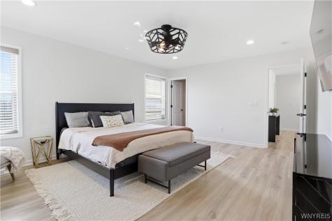 237 Rachel Vincent Buffalo NY 14216