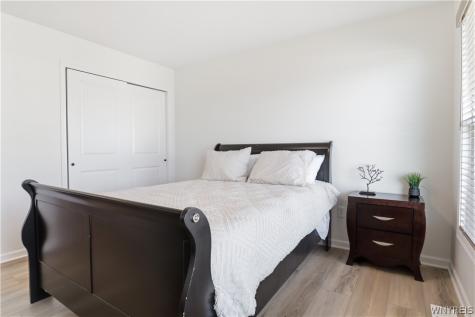 237 Rachel Vincent Buffalo NY 14216
