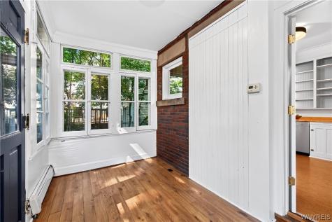 155 Crescent Avenue Buffalo NY 14214