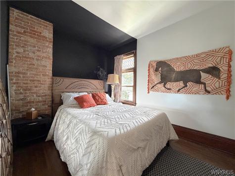21 Parkside Avenue Buffalo NY 14214