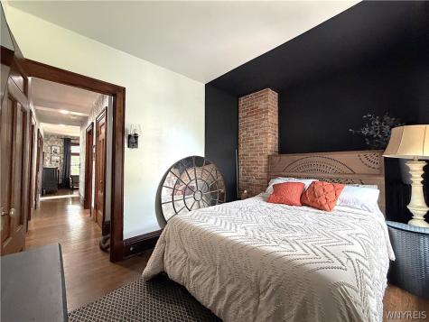 21 Parkside Avenue Buffalo NY 14214