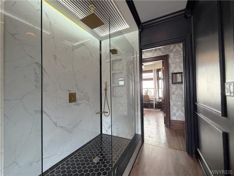 21 Parkside Avenue Buffalo NY 14214