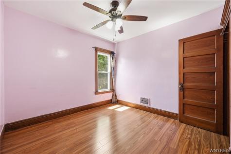 39 Kamper Avenue Buffalo NY 14210