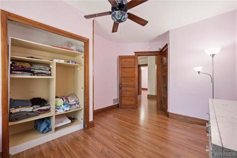 39 Kamper Avenue Buffalo NY 14210