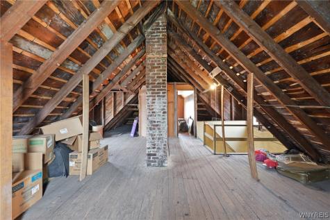 39 Kamper Avenue Buffalo NY 14210