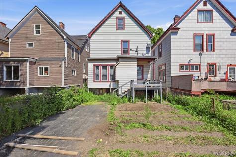 39 Kamper Avenue Buffalo NY 14210