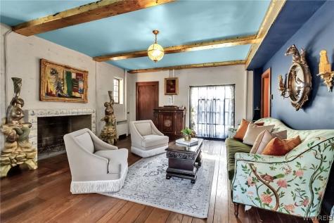 21 Mayfair Lane Buffalo NY 14201