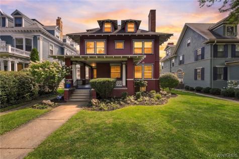 21 Colonial Circle Buffalo NY 14222