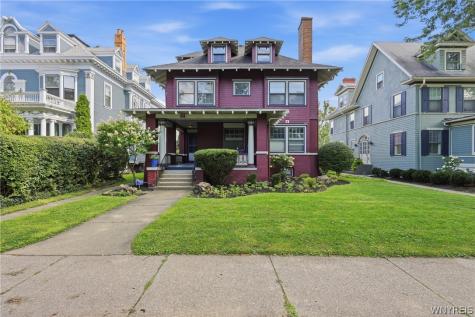21 Colonial Circle Buffalo NY 14222