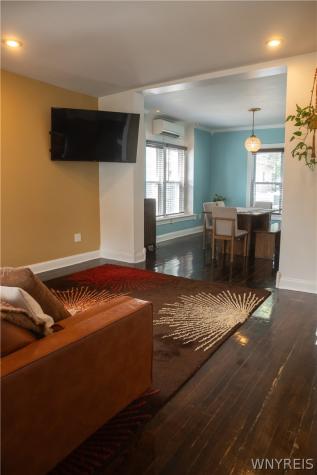 90 Hedley Place Buffalo NY 14208