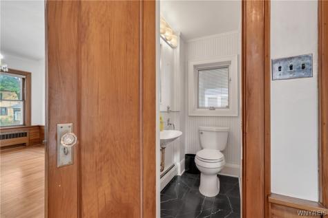 109 Woodbridge Avenue Buffalo NY 14214