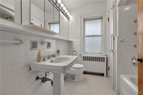 109 Woodbridge Avenue Buffalo NY 14214